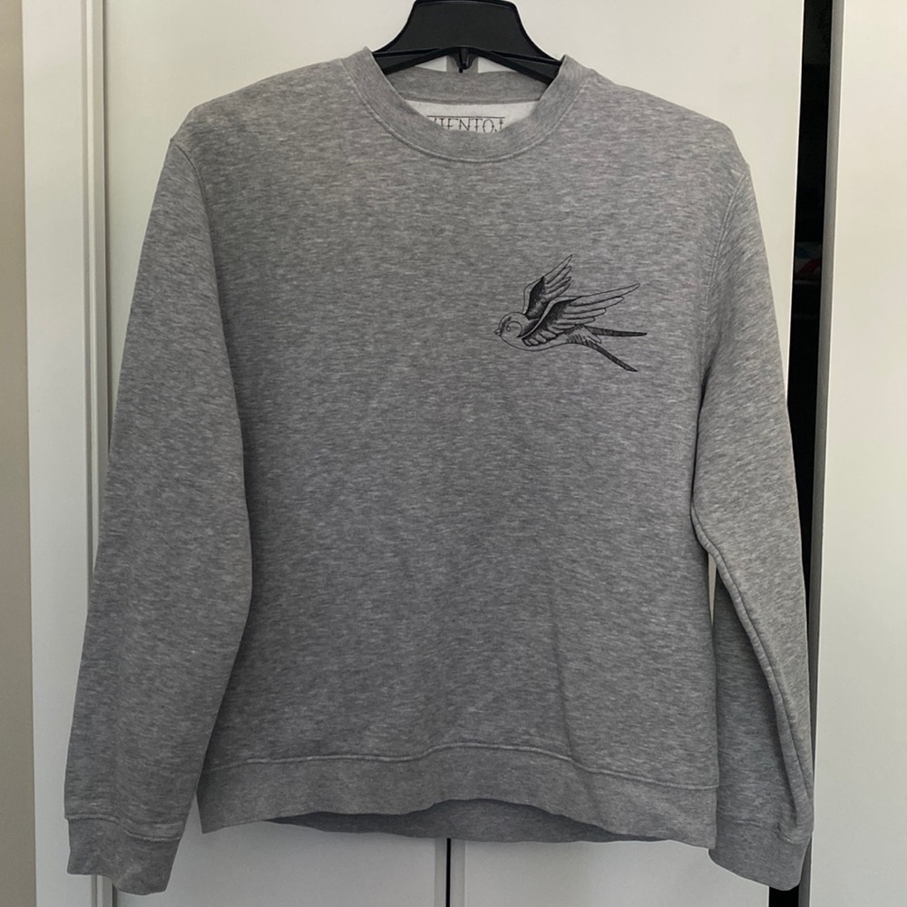 Viento Clothing Sweater